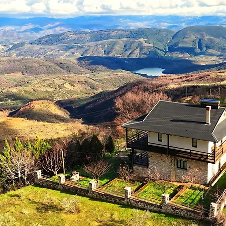 Quiet Near - Scenic Balcony & Garden